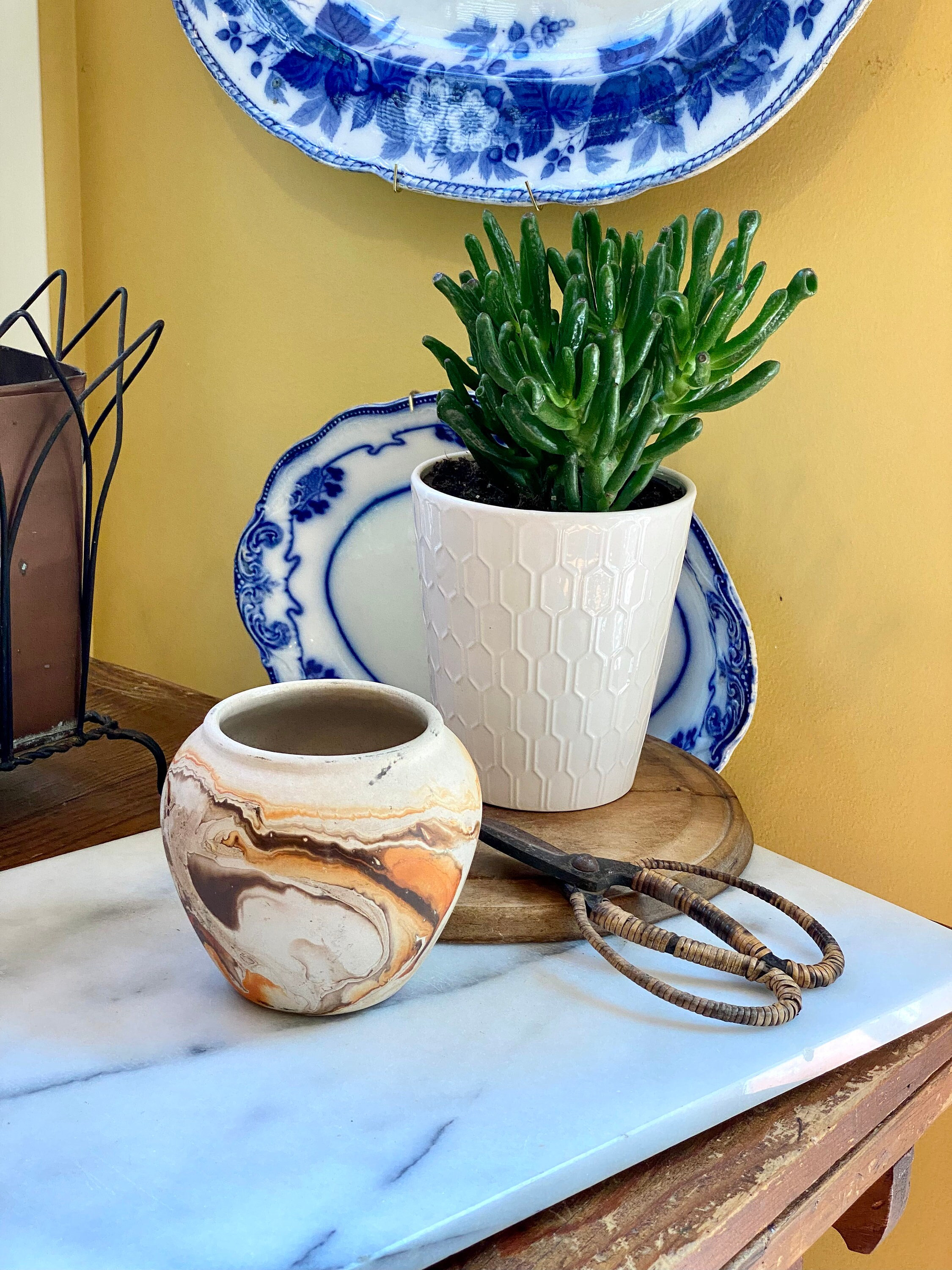 Ozarks Art Pottery Leaf Jug 陶器　りんご　一輪挿し壺 Ozark Pottery - Etsy
