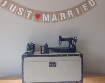 JUST MARRIED Wedding Vintage Bunting Banner