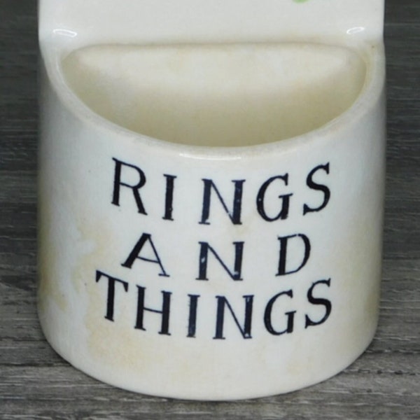 Vintage RINGS and Things Ceramic Wall Pocket ~ Rooster Themed!