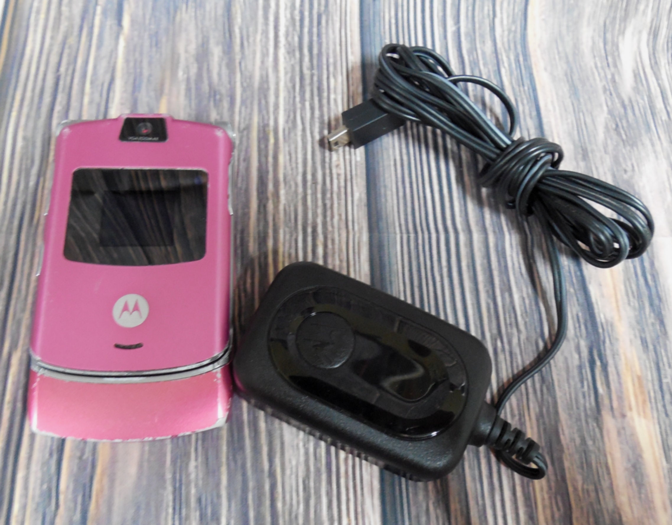 Motorola RAZR Phone/hot Pink Razr Flip Phone/y2k Flip Phone/working Razr  Phone/theater Prop -  Canada
