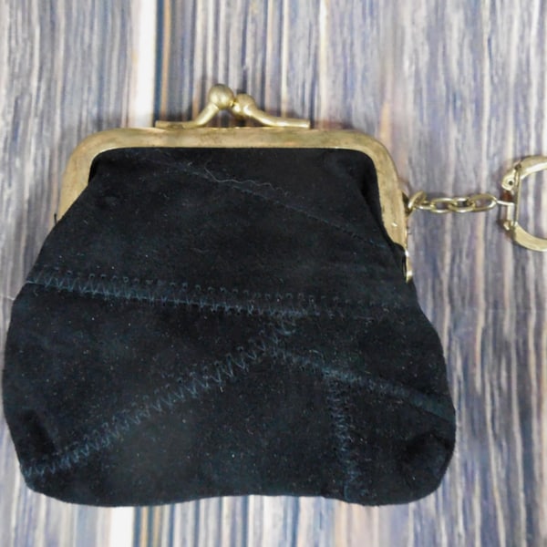 VINTAGE COIN PURSE/Black Leather Coin Purse/Black Suede Change Purse/Kiss Lock Leather Change Purse/1970s