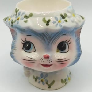 Vintage Lefton MISS PRISS Egg Cup Holder #1510 ~ MCM Anthropomorphic Cat Egg Cup
