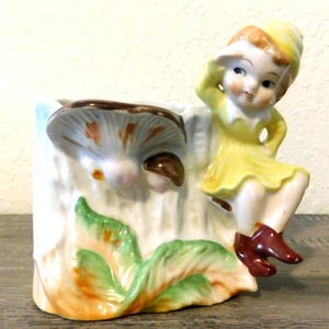 Vintage Ceramic PIXIE ELF MUSHROOM Planter Vase Mid Century Japan Kitsch!