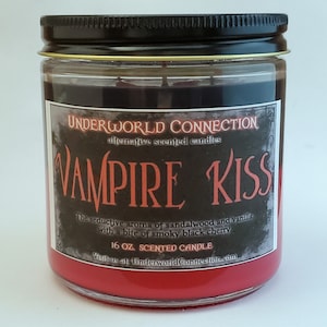 VAMPIRE KISS scented candle