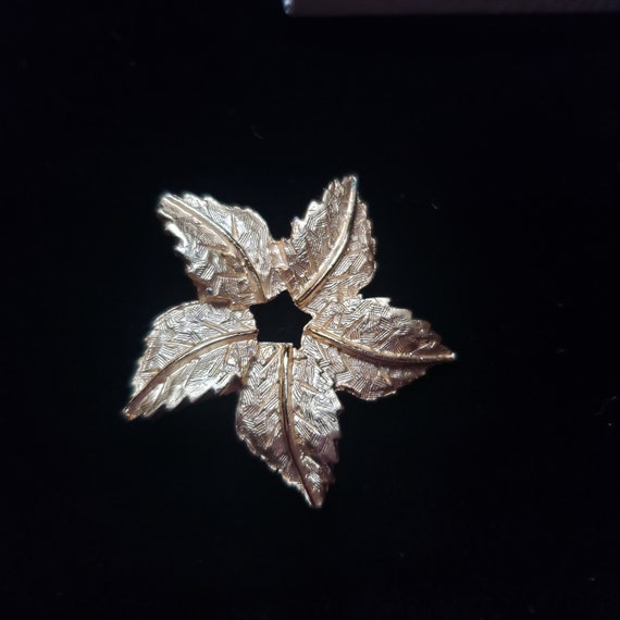 Five Leaf Brooch - image 1