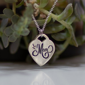 I Love You Mom Necklace