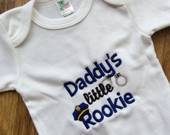 Police Baby Gift, Daddy Police officer baby clothes, police nursery, policeman baby, sheriff baby gift