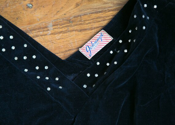 vintage 50s dress Johnnye Junior party holiday 50s velvet rhinestone sheath dress Twinkle Twinkle dress black velvet 1950s dress