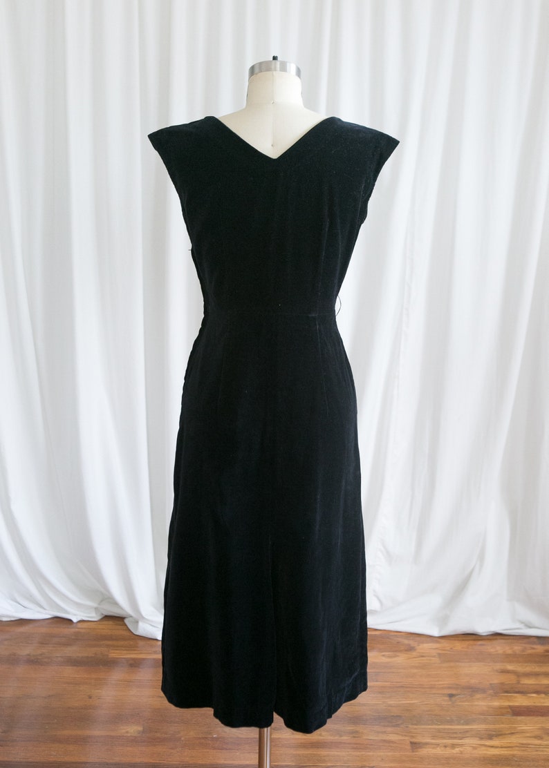 vintage 50s dress Johnnye Junior party holiday 50s velvet rhinestone sheath dress Twinkle Twinkle dress black velvet 1950s dress