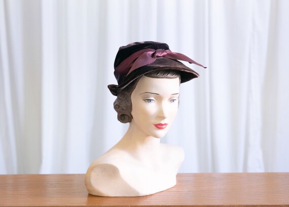vintage brown velvet hat | 1960s cloche hat | Miss