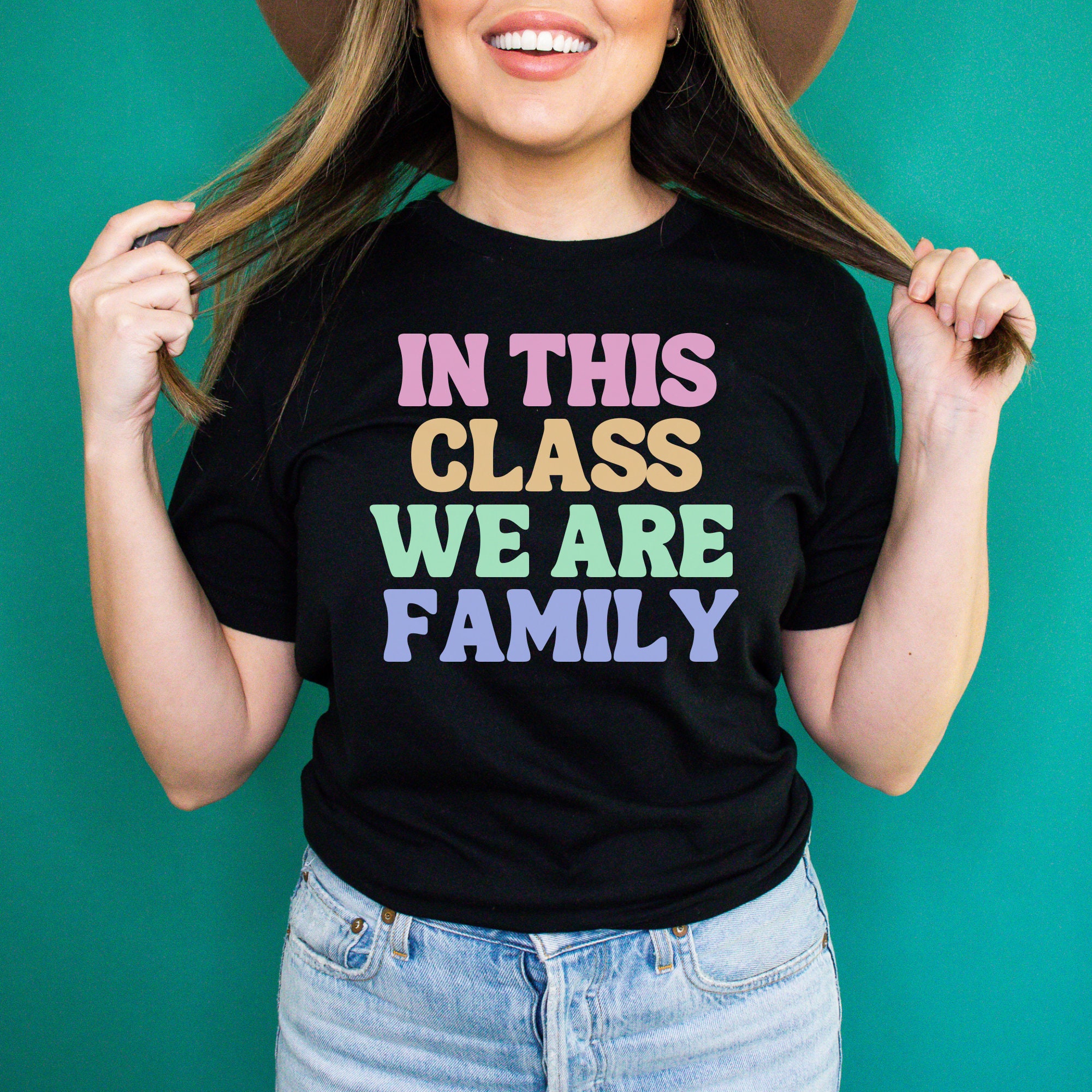 In This Class We Are Family | Teacher Shirt | Teacher Team Shirt | El…