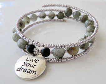 Labradorite Bracelet.  Live your Dream! Labradorite & Matte Black Onyx Beads Memory Wire Bangle Bracelet