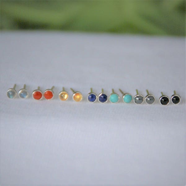 Goujons 3 mm | Puces d'oreilles 3 mm | boucles d'oreilles pierres précieuses | bleu | noir | or | turquoise | gris | lapis | citrine | onyx | labradorite | péridot