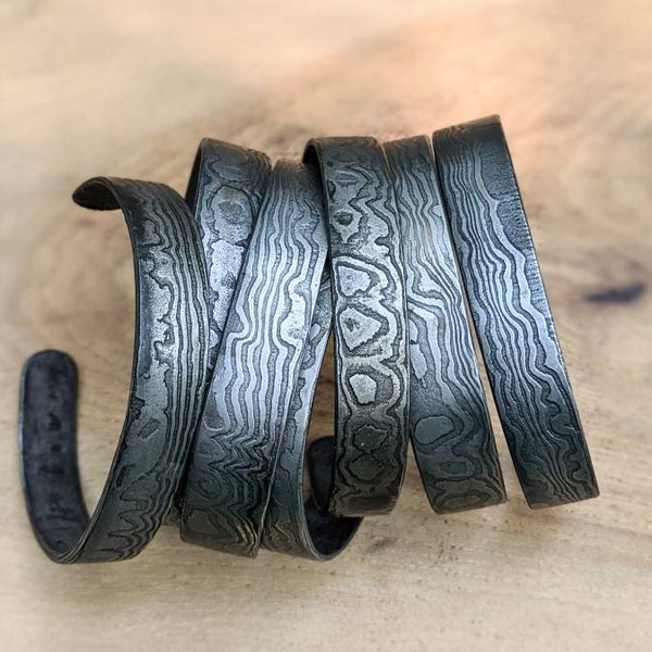 7" Damascus Bracelet / Hand Forged / Rustic Bracelet / Men's Cuff Bracelet / 11th anniversary / Industrial Metal Bracelet / Unisex Silver