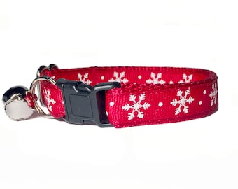 Snowflake Dog Collar, Red Cat Collar, Winter Puppy Collar Boy, Breakaway Kitten Collar with Bell, Tiny Dog Accessories, Cat Gifts for Cats