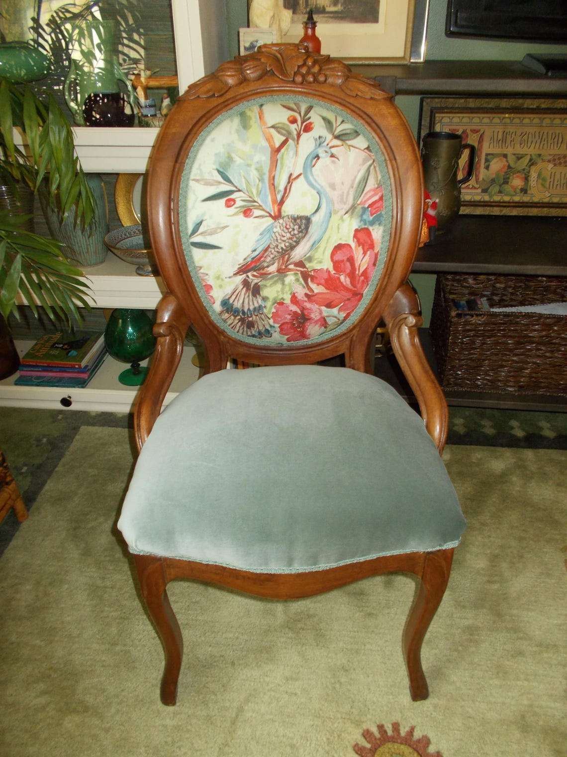 Vintage Eastlake Wood Frame Chair Print and Velvet Fabric Custom Upholstery One of a Kind, foto 3 de 5