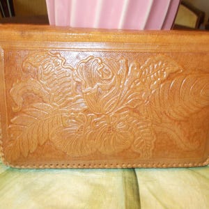 Vintage 60&#39;s Hand Tooled Leather Women&#39;s Clutch Handbag