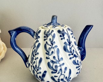 CHINESE CERAMIC TEAPOT, white and blue decorated teapot, brand made in China, vintage, gift idea for collectors, table decoration