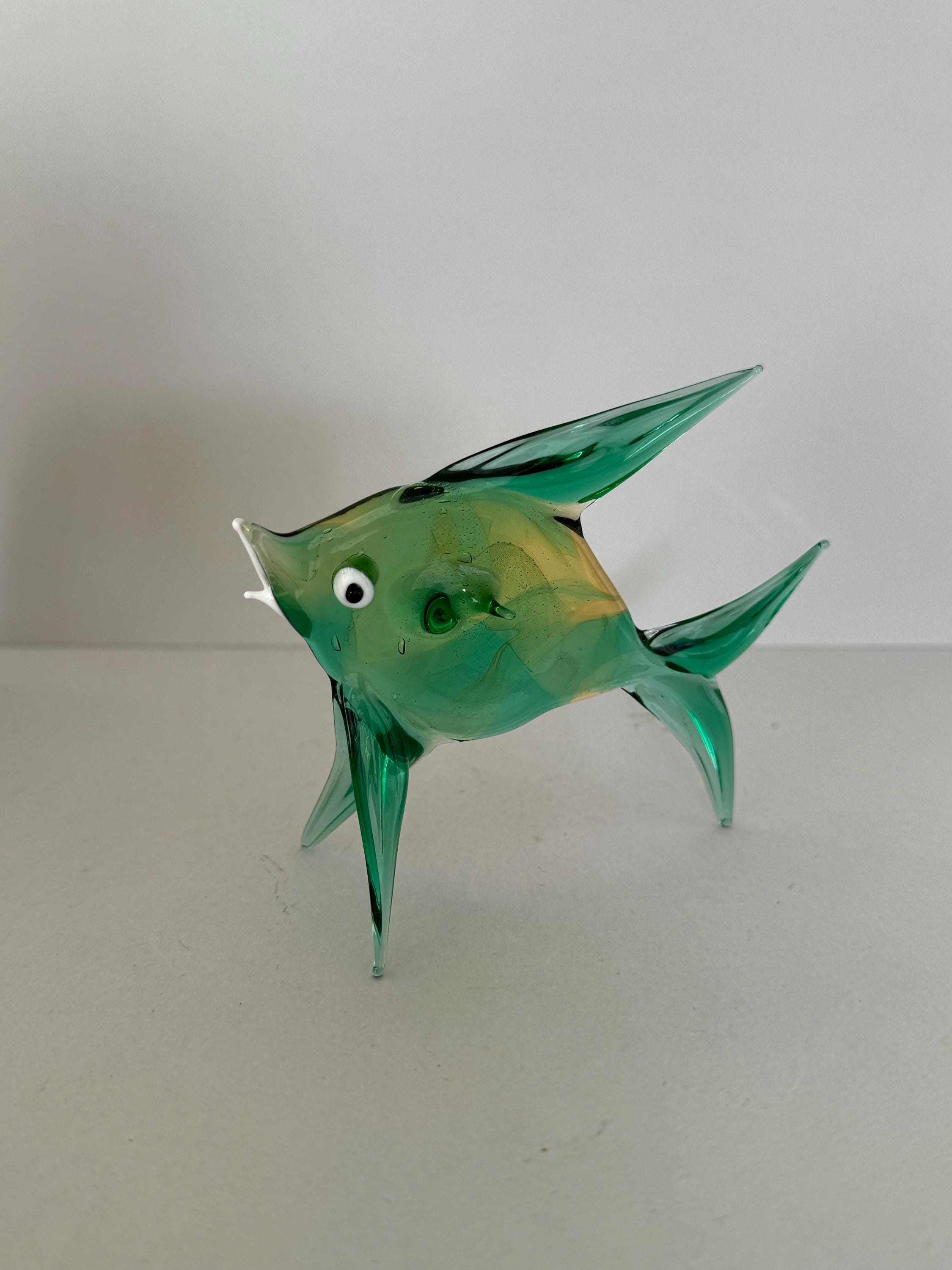 吹きガラスの魚、ガラスの動物、グリーンガラスの魚、高品質