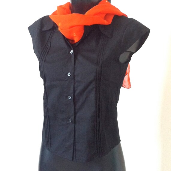 camicia nera senza maniche