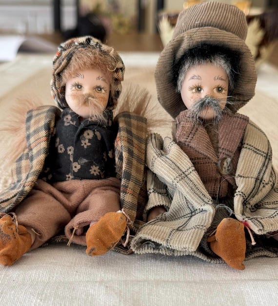 MUÑECAS DE CERÁMICA VINTAGE, niños con ropa de invierno de los 80