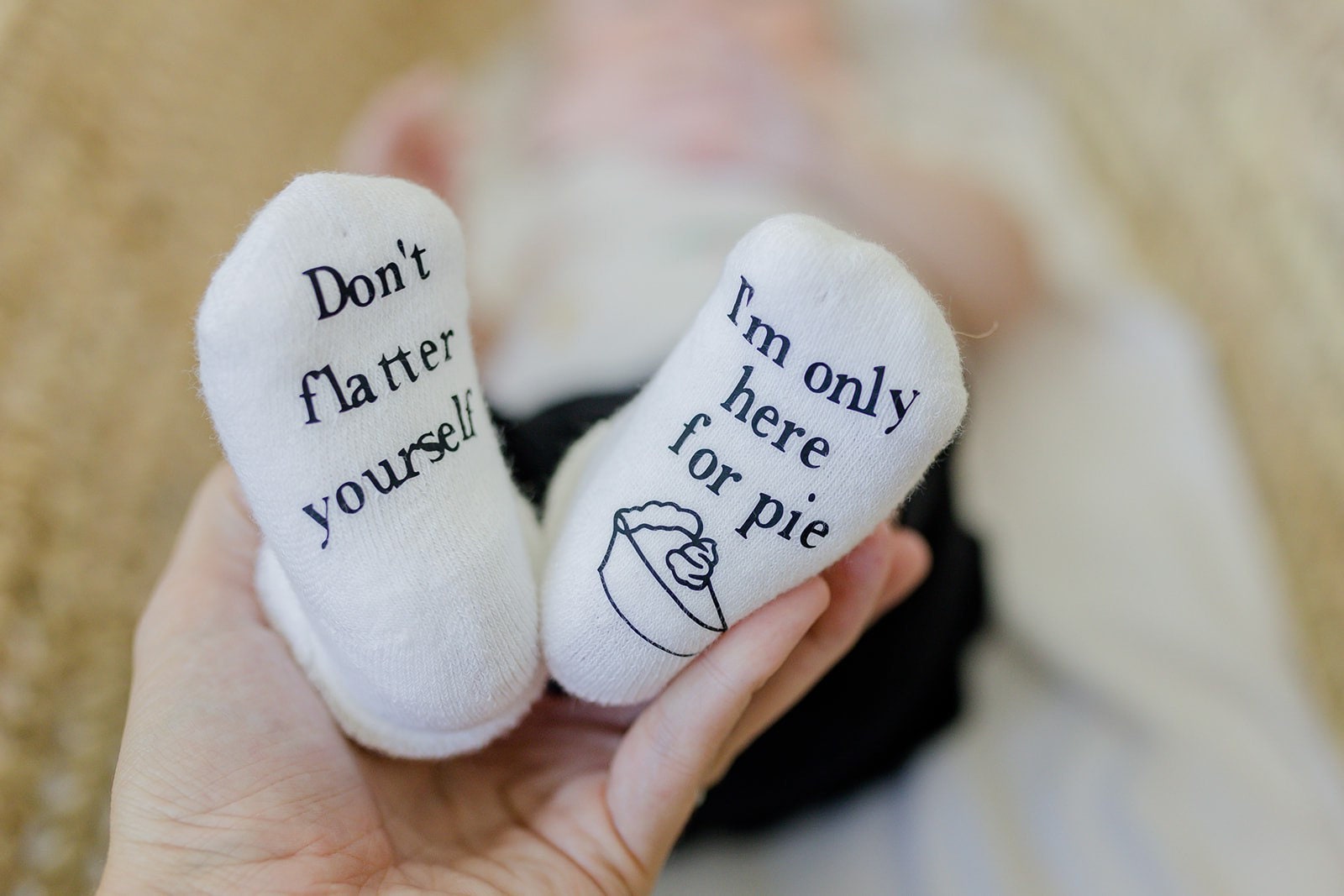Don’t Flatter Yourself I’m only Here for the Pie Funny Thanksgiving S…