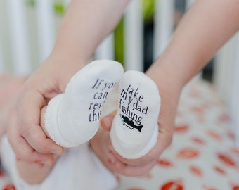 If you can read this Take my Dad Fishing Baby Socks | New dad Gift