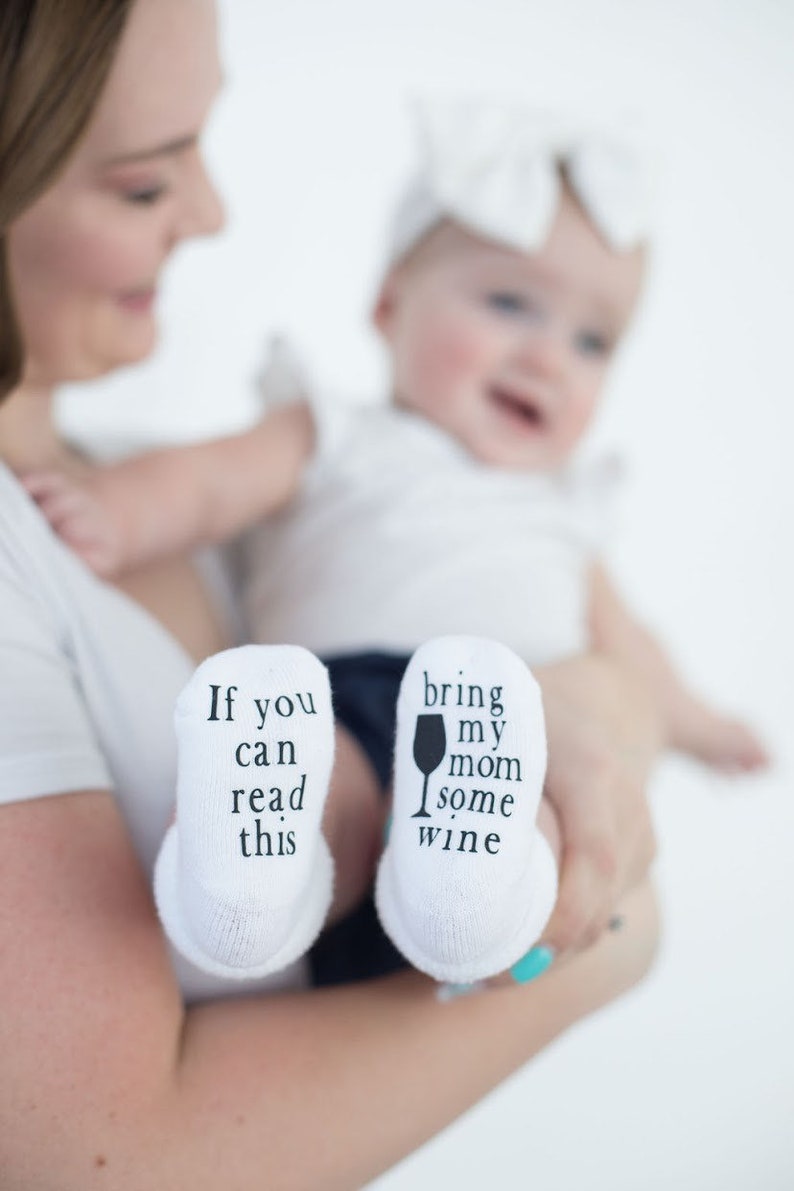 Wine Gift, If You can Read this Baby Socks, Baby Shower Gift, Unisex Baby Shower Gift, Baby Socks, Wine Socks, Wine Gifts Baby Gift, Gift fo image 1