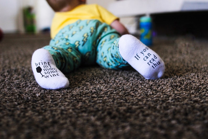 Wine Gift, If You can Read this Baby Socks, Baby Shower Gift, Unisex Baby Shower Gift, Baby Socks, Wine Socks, Wine Gifts Baby Gift, Gift fo image 8