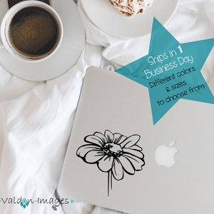 Daisy car decal, Flower Decal, Laptop Sticker, Car Decal For Women, Window Decal, Coffee Mug Vinyl Decal, Car Accessories, Gifts Under 10