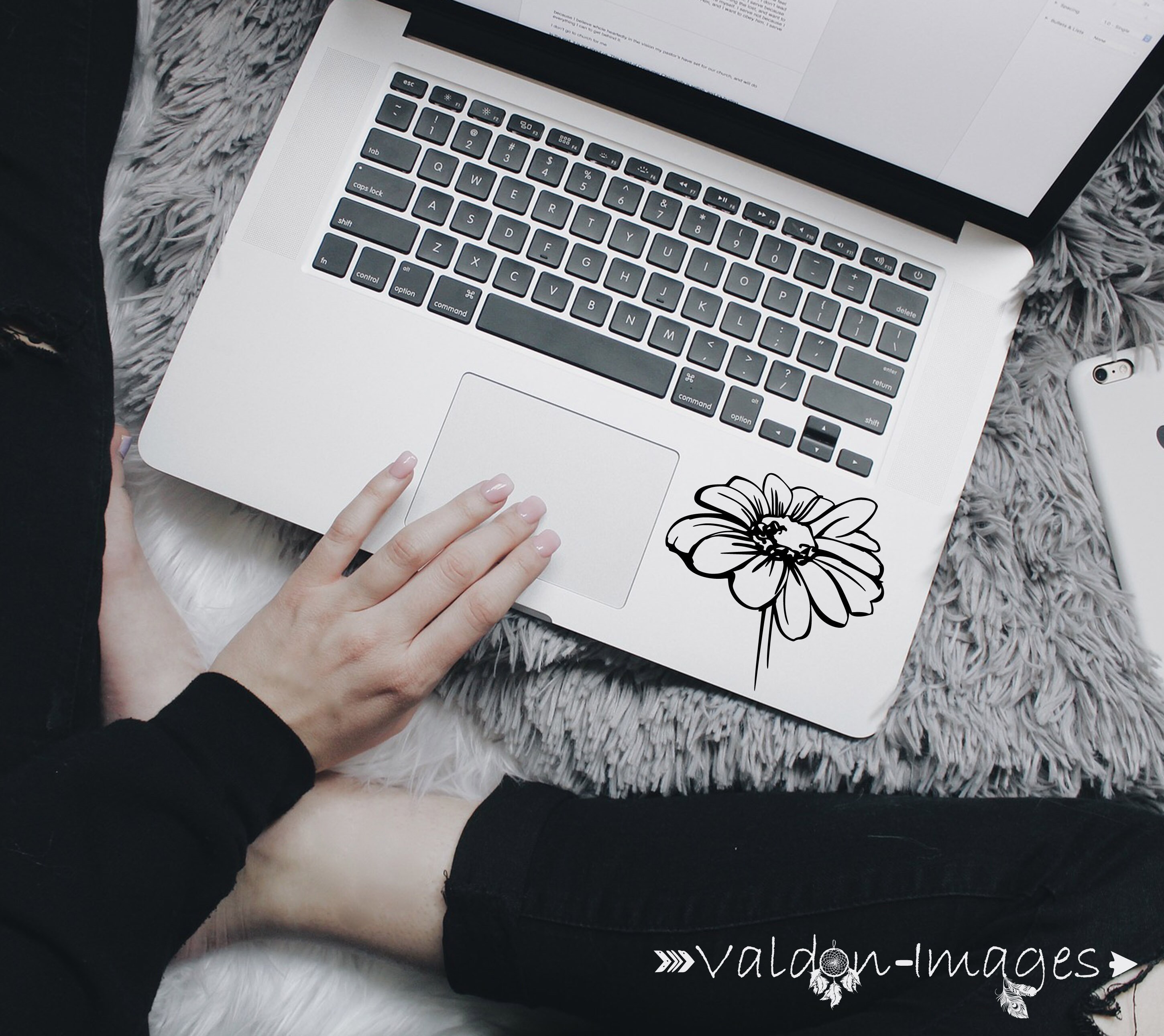 Daisy Car Decal, Flower Decal, Laptop Sticker, Car Decal for Women ...