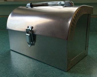 Plain Metal Dome Lunch Box - Silver