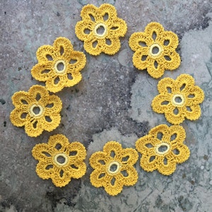 Crochet thread flower crochet  Appliqué  flower yellow lurex motif red poppy crochet set of 8 women accessory crochet