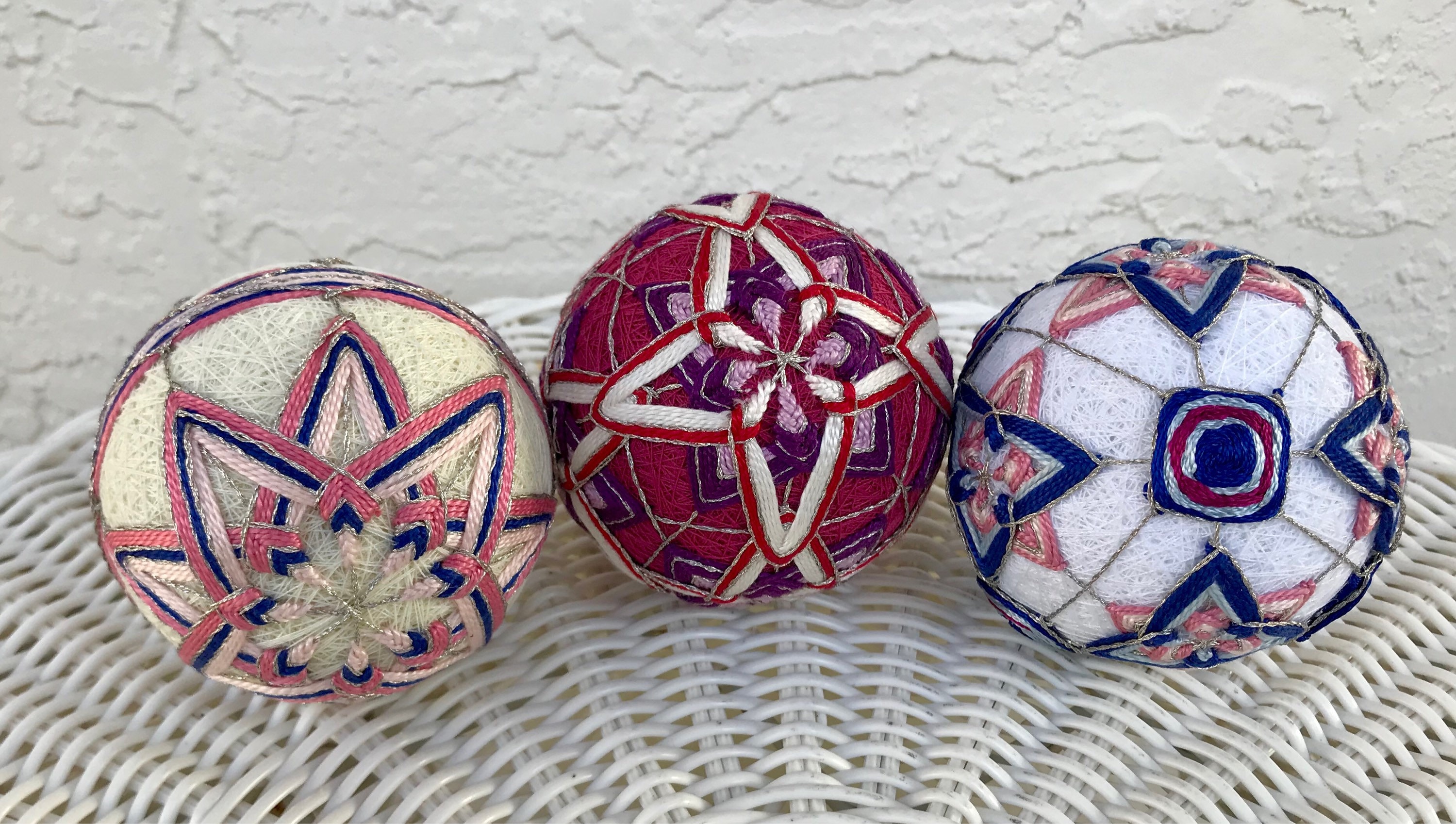 AL83 手毬 手まり 刺繍 ハンドメイド 昭和レトロ まとめ69個木目込2個