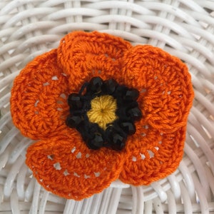 Crochet orange Poppy Flower ONE Brooch orange Poppy Pin California Poppy Brooch Cotton hairpiece 2nd anniversary gift Hair alligator pin