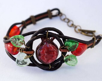 Berries on leather jewelry - Pomegranate bracelet - Nature lovers lampwork jewellery - Glass berry contemporary bijou