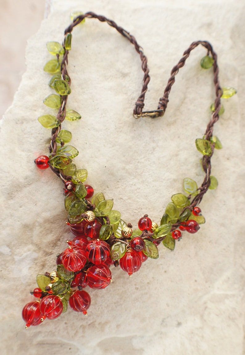 Red currant pink pepper omela new year necklace redcurrant berry summer wibes-lampwork glass berries jewelry gold plated necklace necklace image 2