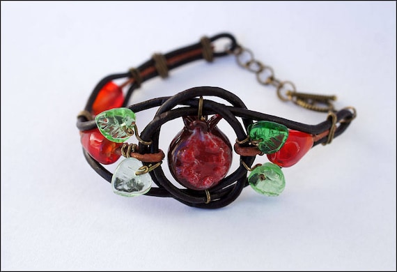 Berries on leather jewelry - Pomegranate bracelet - Nature lovers lampwork jewellery - Glass berry contemporary bijou