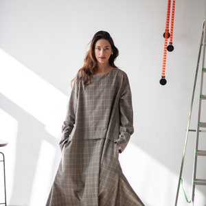 Wool maternity dress, Oversized maxi dress, Long sleeve dress with pockets, Evening dress, Plaid wool outfit, Pregnancy dress