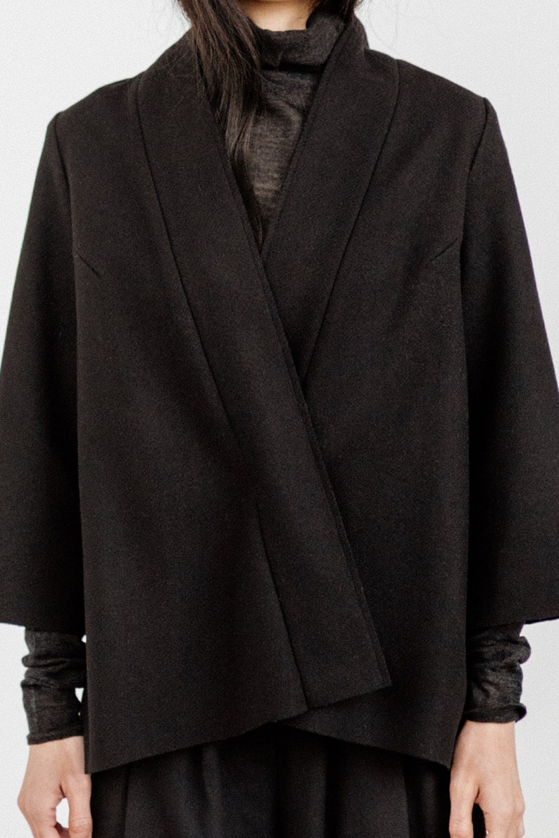 Japanese Haori style wool blazer for women, Kimono style open front wool jacket,Minimalist cropped cape, Wrap wool coat, 100% wool image 4