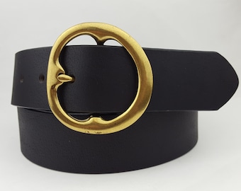 Trendy Signature Leather Belt with Statement Brass Buckle