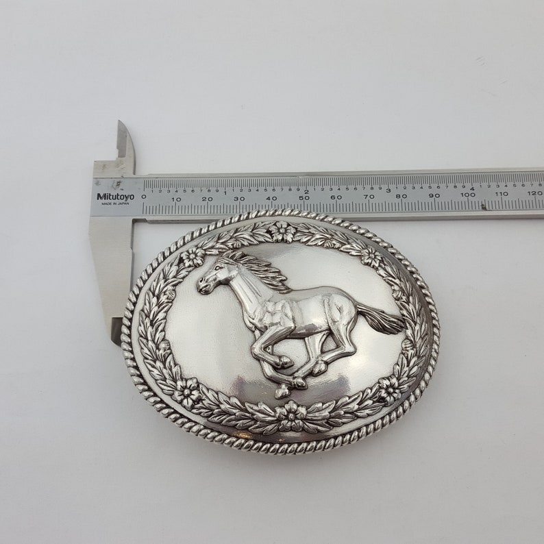 Western Oval Belt Buckle With Galloping Horse Design Etsy