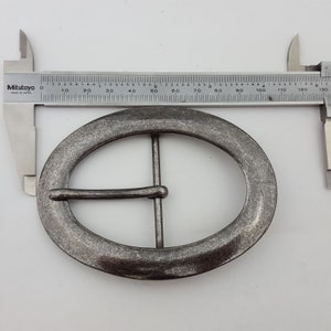 Matte oval silver buckle for 2" belt