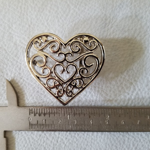 Western Silver Filigree Heart Buckle