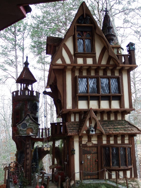 fantasy mansion dolls house