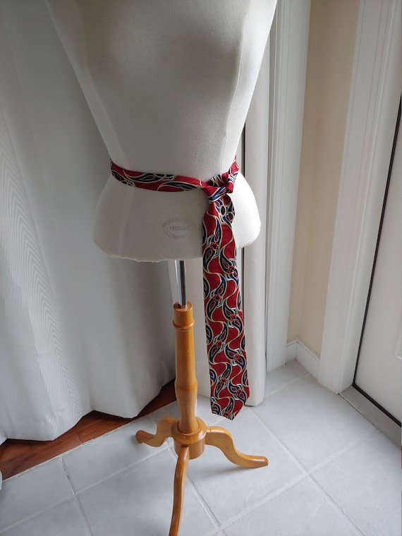 Ties as belts