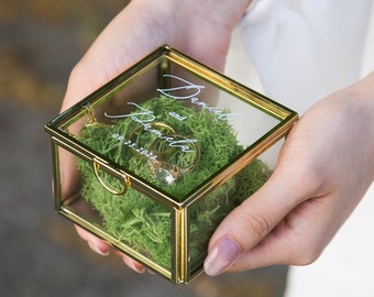 Square Gold Glass Ring Box with Moss - Personalized Ring Box for Wedding Ceremony, Modern Ring Holder for Engagements, Rustic Wedding Gift