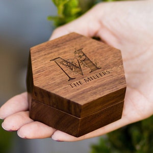 Hexagon Wood Ring Box - Engraved Ring Bearer Box for Wedding Ceremony, Proposal or Engagement Ring Box, Ring Dish Storage, Gift for Her