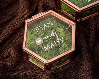 Hexagon Glass Ring Box with Moss - Personalized Ring Box for Wedding Ceremony Custom Modern Ring Holder for Proposal Engagement Gift for Her