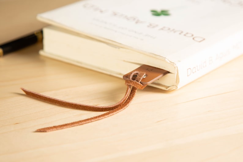 Engraved Leather Bookmark, Leather Anniversary Gift, Book Lover Gift for Him Her, Unique & Thoughtful Mother's Day Gift with Custom Words image 3